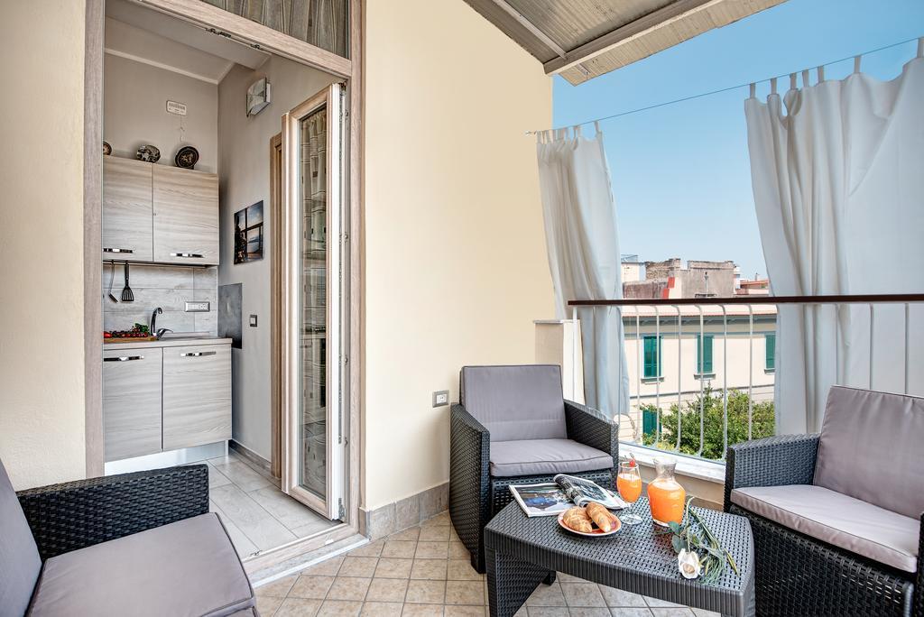 Giggino'S Flat - Live Like A Local Daire Napoli Dış mekan fotoğraf